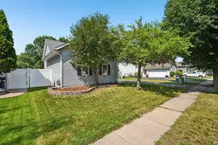905 Walnut St, Farmington, MN 55024 - Photo 26