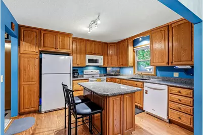 4261 Dunrovin Lane, Eagan, MN 55123 - Photo 8