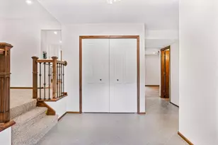 1086 Carlton Dr, Shoreview, MN 55126 - Photo 6