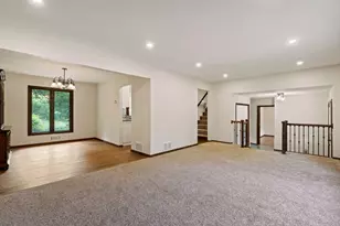 1086 Carlton Dr, Shoreview, MN 55126 - Photo 10