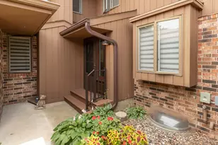 2016 Southfield Ct SW, Rochester, MN 55902 - Photo 2