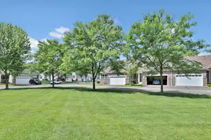 4460 Empire Dr N, Hugo, MN 55038 - Photo 4