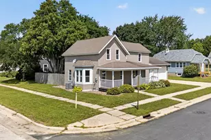 112 S Hudson Ave, Spring Valley, MN 55975 - Photo 2