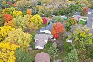 10359 Huntington Dr, Eden Prairie, MN 55347 - Photo 60