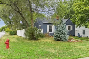 3252 Dakota Ave S, Saint Louis Park, MN 55416 - Photo 2