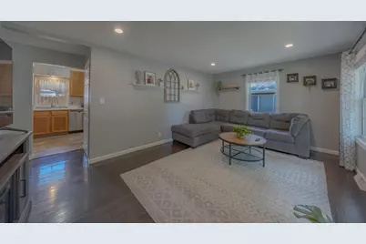 705 Johanna Avenue, Willmar, MN 56201 - Photo 14
