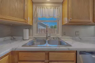 705 Johanna Ave, Willmar, MN 56201 - Photo 10