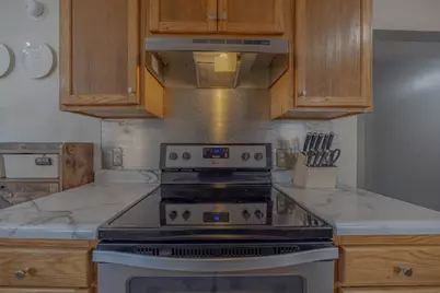 705 Johanna Avenue, Willmar, MN 56201 - Photo 12