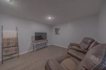 705 Johanna Avenue, Willmar, MN 56201 - Photo 6
