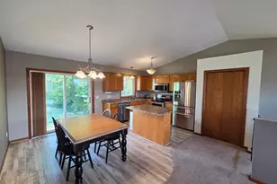 316 Jefferson Ln, Saint Joseph, MN 56374 - Photo 8