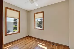 319 W Douglas Ave, Fergus Falls, MN 56537 - Photo 16