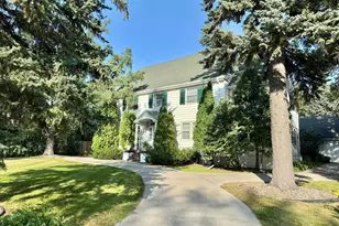 1119 Broadway N, Fargo, ND 58102 - Photo 2