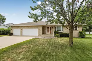 343 Pondview Ln, Saint Joseph, MN 56374 - Photo 1