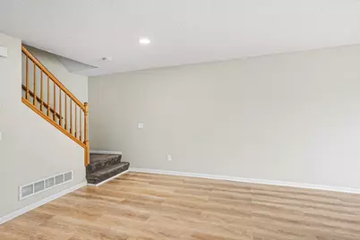 4300 Meghan Lane #302, Eagan, MN 55122 - Photo 4