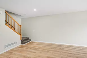 4300 Meghan Ln, Eagan, MN 55122 - Photo 4