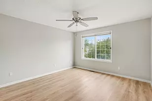 4300 Meghan Ln, Eagan, MN 55122 - Photo 14