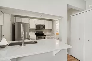 4300 Meghan Ln, Eagan, MN 55122 - Photo 8