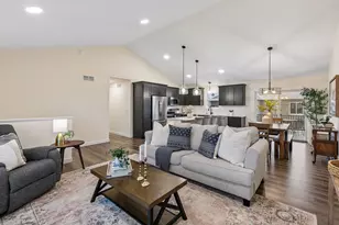 5350 178th St W, Lakeville, MN 55044 - Photo 6