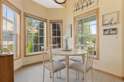 408 Holly Lane N, Oakdale, MN 55128 - Photo 10