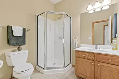 408 Holly Lane N, Oakdale, MN 55128 - Photo 28