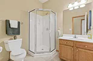 408 Holly Ln N, Oakdale, MN 55128 - Photo 28