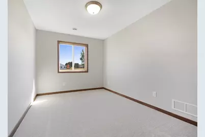 301 Gateway Parkway, Osceola, WI 54020 - Photo 28
