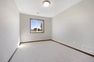 301 Gateway Pkwy, Osceola, WI 54020 - Photo 28