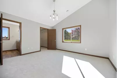 301 Gateway Parkway, Osceola, WI 54020 - Photo 18