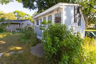 2842 Marion St, Roseville, MN 55113 - Photo 30