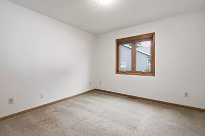 1930 Meadow Lane, Eau Claire, WI 54701 - Photo 14