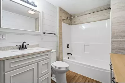 1930 Meadow Lane, Eau Claire, WI 54701 - Photo 20
