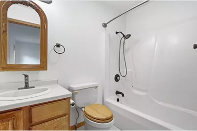 1930 Meadow Lane, Eau Claire, WI 54701 - Photo 12