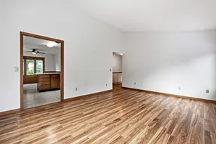 1930 Meadow Ln, Eau Claire, WI 54701 - Photo 4