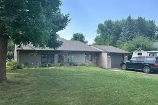 1014 Benedict Dr, Sauk Rapids, MN 56379 - Photo 1