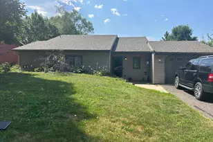 1014 Benedict Dr, Sauk Rapids, MN 56379 - Photo 2