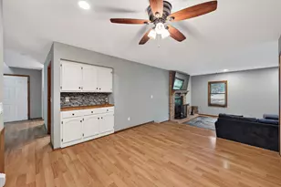 1901 Bloom Ct, Hugo, MN 55038 - Photo 34
