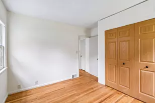 2417 Parkview Blvd, Golden Valley, MN 55422 - Photo 16