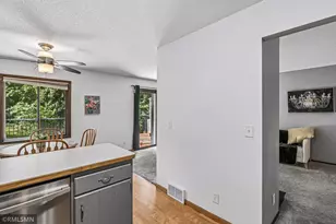 4384 Arden View Ct, Arden Hills, MN 55112 - Photo 12