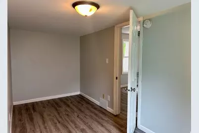 521 5th Avenue E, Alexandria, MN 56308 - Photo 10
