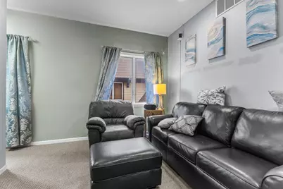 2103 County Road D E #A, Maplewood, MN 55109 - Photo 14
