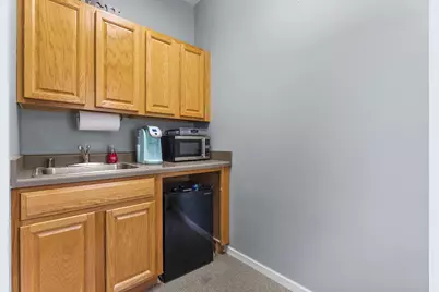 2103 County Road D E #A, Maplewood, MN 55109 - Photo 26