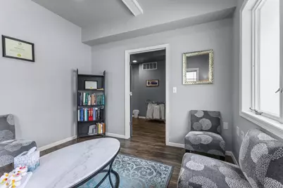 2103 County Road D E #A, Maplewood, MN 55109 - Photo 10