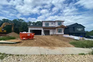 247 Eagle Ridge Dr, Roberts, WI 54023 - Photo 1