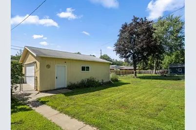 5103 Douglas Drive N, Crystal, MN 55429 - Photo 32