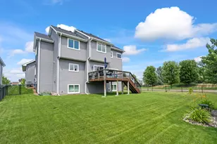 11946 Woodland Pkwy NE, Blaine, MN 55449 - Photo 52
