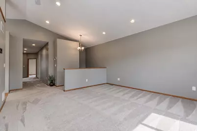 109 Cougar Drive, Mankato, MN 56001 - Photo 12