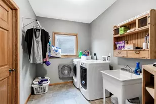 109 Cougar Dr, Mankato, MN 56001 - Photo 16