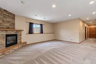 109 Cougar Dr, Mankato, MN 56001 - Photo 36