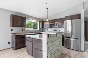 2523 33rd Ave S, Moorhead, MN 56560 - Photo 6