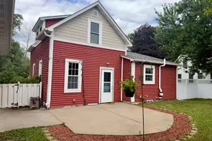 616 N Pierce Ave, New Richmond, WI 54017 - Photo 4